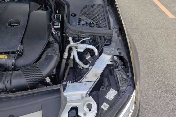 Used Mercedes-Benz E-Class 2023 Updated E 300 L Luxury Edition Engine Bay Left