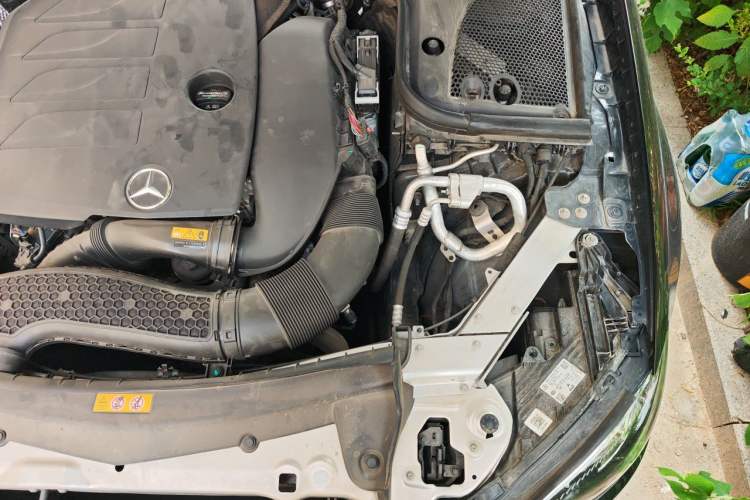 Used Mercedes-Benz E-Class 2023 Facelift E 260 L Engine Bay Left