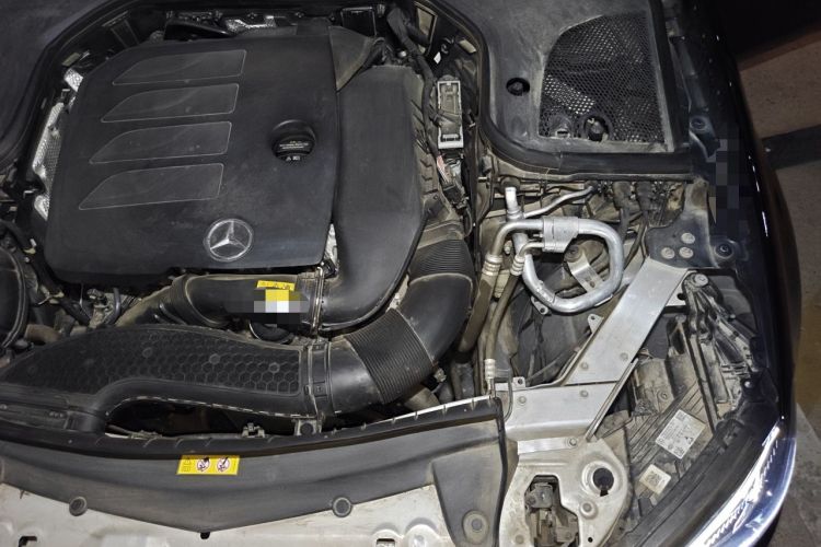 Used Mercedes-Benz E-Class 2023 Facelift E 260 L Engine Bay Left