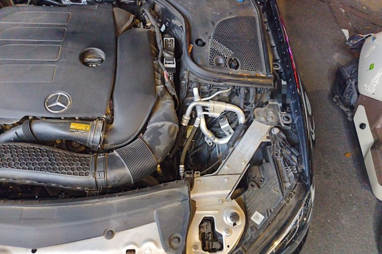Used Mercedes-Benz E-Class 2023 Updated E 300 L Luxury Edition Engine Bay Left