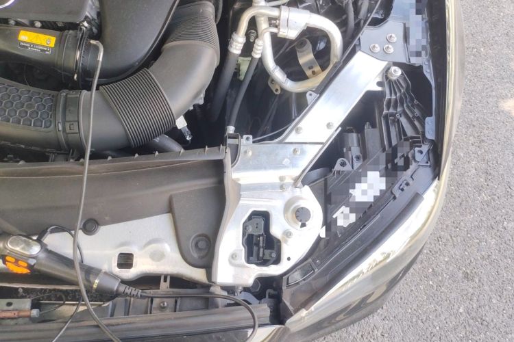 Used Mercedes-Benz E-Class 2023 Restyled E 300 L Sport Luxury Edition Engine Bay Left