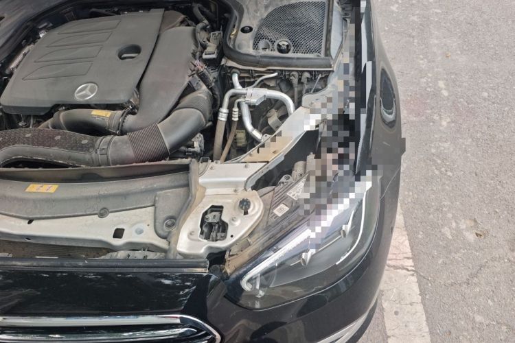 Used Mercedes-Benz E-Class 2023 E 300 L Stylish Model Engine Bay Left