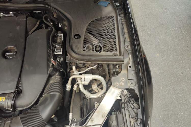 Used Mercedes-Benz E-Class 2023 E 300 L Stylish Model Engine Bay Left