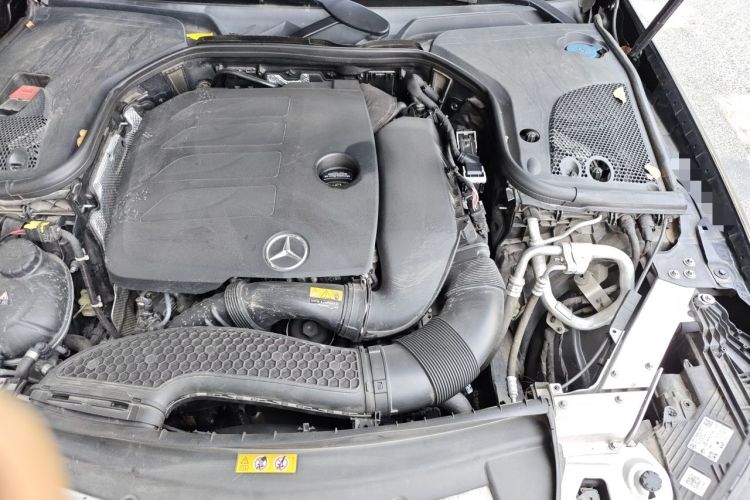 Used Mercedes-Benz E-Class 2023 E 260 L Engine Bay Left
