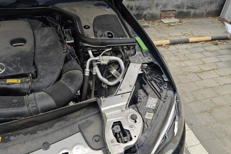 Used Mercedes-Benz E-Class 2023 Restyled E 300 L Sporty and Stylish Edition Engine Bay Left