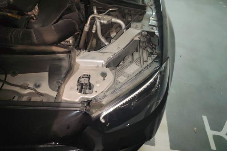 Used Mercedes-Benz E-Class 2023 E 300 L Sporty and Stylish Model Engine Bay Left