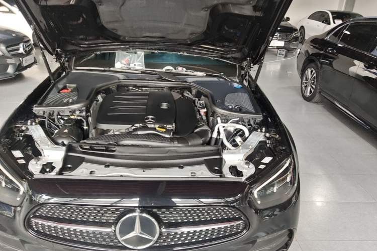 Used Mercedes-Benz E-Class 2023 E 300 L Sport Luxury Edition Engine Bay Left