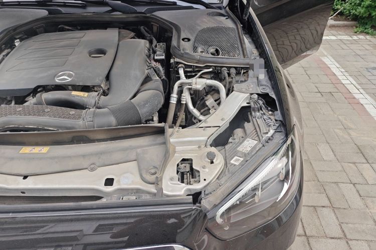 Used Mercedes-Benz E-Class 2023 Updated E 300 L Fashion Edition Engine Bay Left