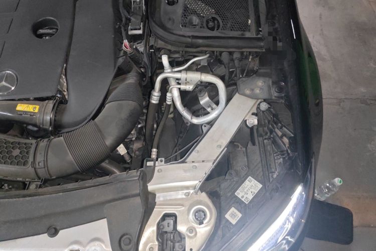 Used Mercedes-Benz E-Class 2023 Updated E 300 L Fashion Edition Engine Bay Left