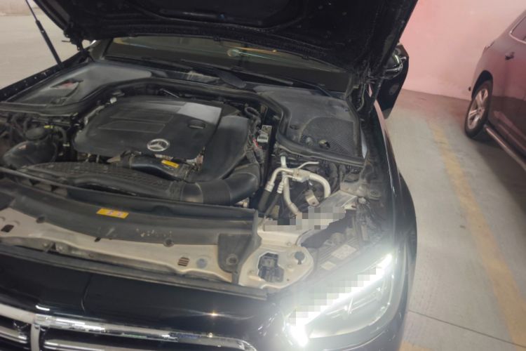 Used Mercedes-Benz E-Class 2023 Updated E 300 L Fashion Edition Engine Bay Left