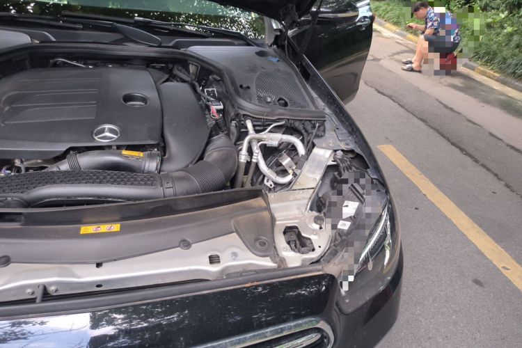 Used Mercedes-Benz E-Class 2023 Updated E 300 L Luxury Edition Engine Bay Left