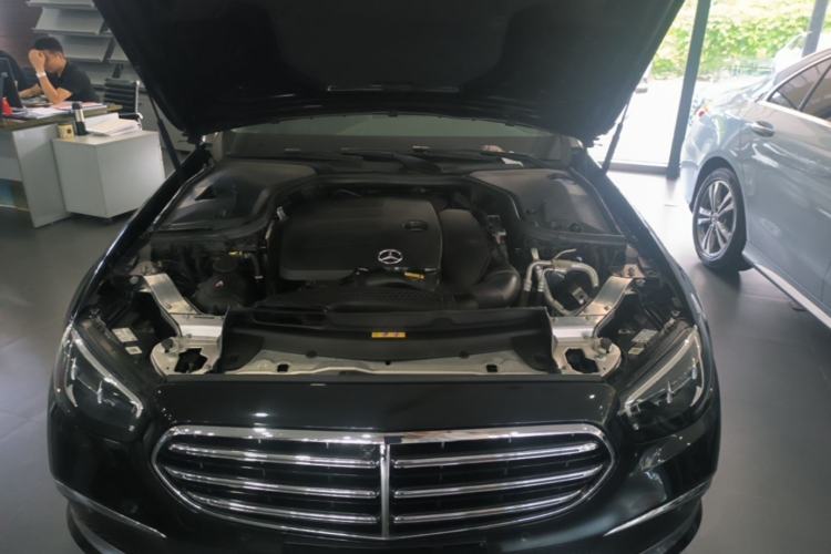 Used Mercedes-Benz E-Class 2023 E 300 L Luxury Model Engine Bay