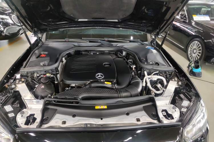 Used Mercedes-Benz E-Class 2023 E 260 L Sport Edition Engine Bay