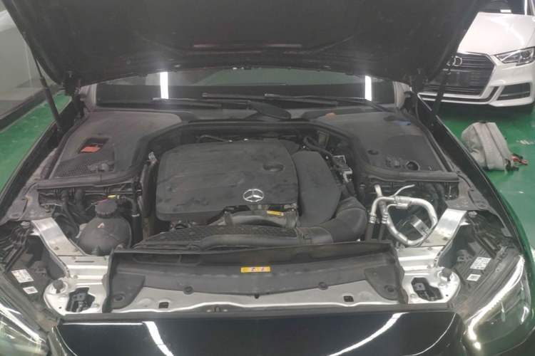 Used Mercedes-Benz E-Class 2023 Restyled E 300 L Sport Luxury Edition Engine Bay