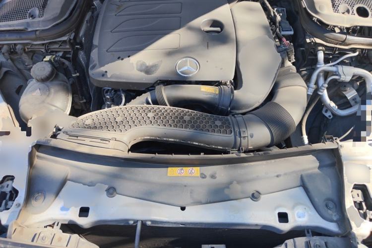 Used Mercedes-Benz E-Class 2023 Facelift E 260 L Engine Bay