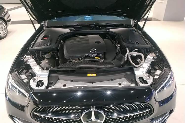 Used Mercedes-Benz E-Class 2023 Restyled E 300 L Sport Luxury Edition Engine Bay