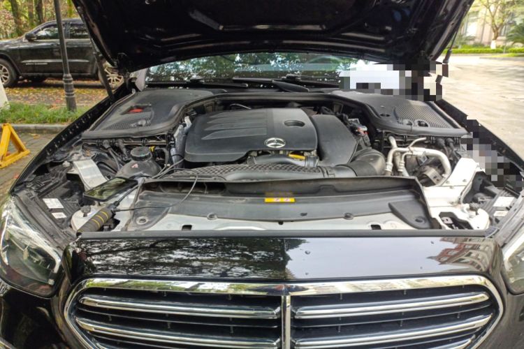 Used Mercedes-Benz E-Class 2023 Facelift E 260 L Engine Bay