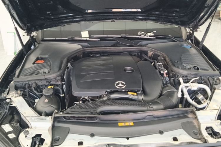 Used Mercedes-Benz E-Class 2023 Updated E 300 L Luxury Edition Engine Bay