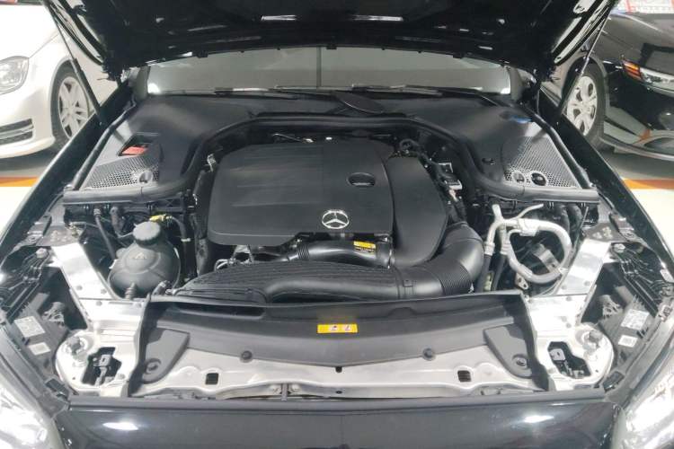 Used Mercedes-Benz E-Class 2023 E 300 L Luxury Model Engine Bay