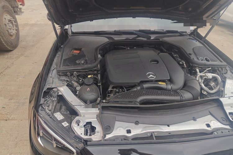 Used Mercedes-Benz E-Class 2023 E 260 L Engine Bay Right