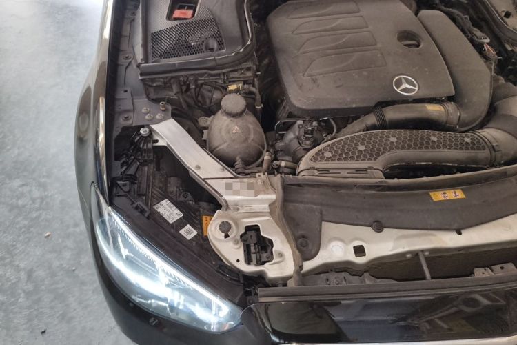 Used Mercedes-Benz E-Class 2023 Facelift E 260 L Engine Bay Right
