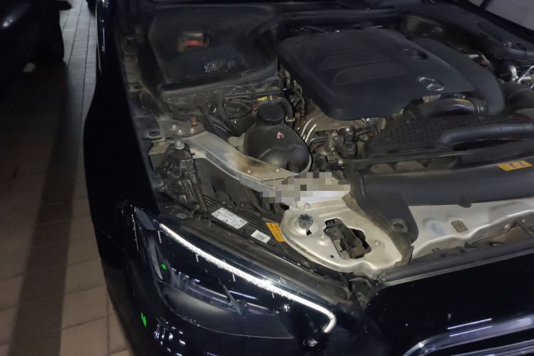 Used Mercedes-Benz E-Class 2023 E 300 L Luxury Model Engine Bay Right