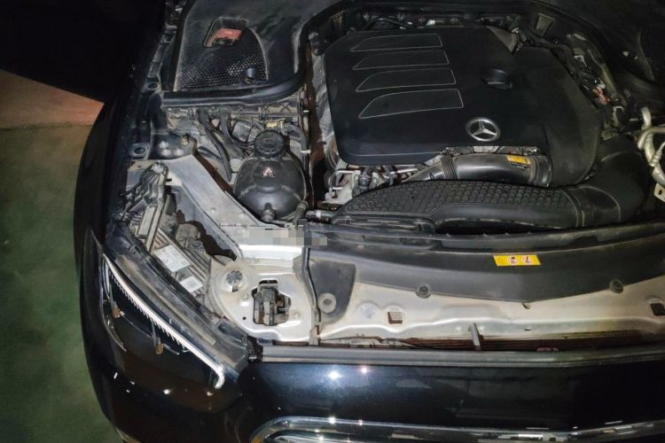 Used Mercedes-Benz E-Class 2023 Updated E 300 L Luxury Edition Engine Bay Right