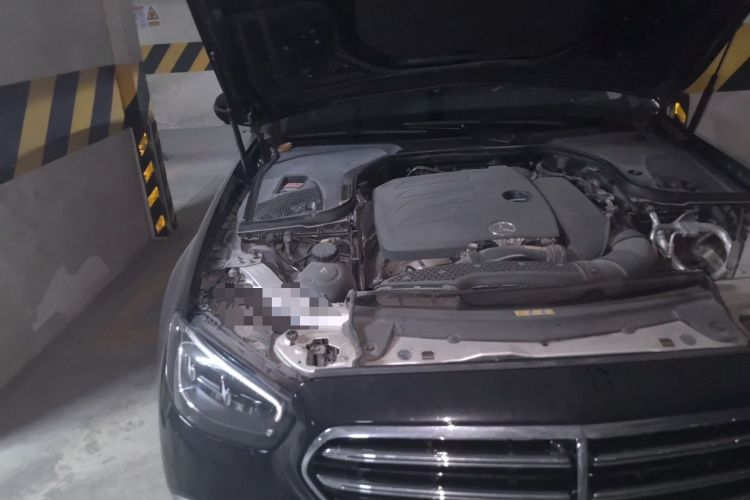Used Mercedes-Benz E-Class 2023 Updated E 300 L Luxury Edition Engine Bay Right