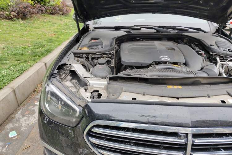 Used Mercedes-Benz E-Class 2023 E 300 L Luxury Model Engine Bay Right