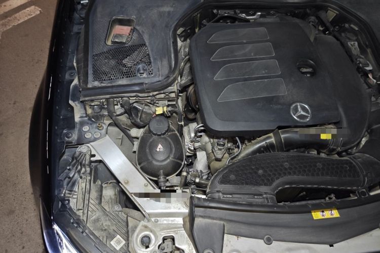 Used Mercedes-Benz E-Class 2023 Facelift E 260 L Engine Bay Right