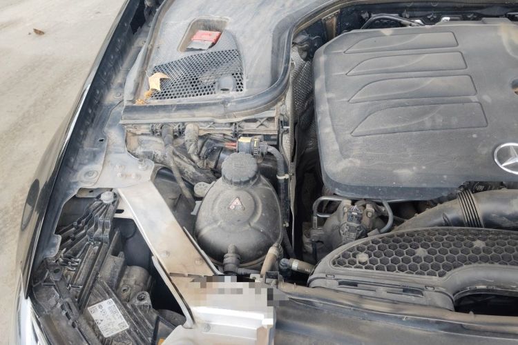 Used Mercedes-Benz E-Class 2023 Updated E 300 L Fashion Edition Engine Bay Right