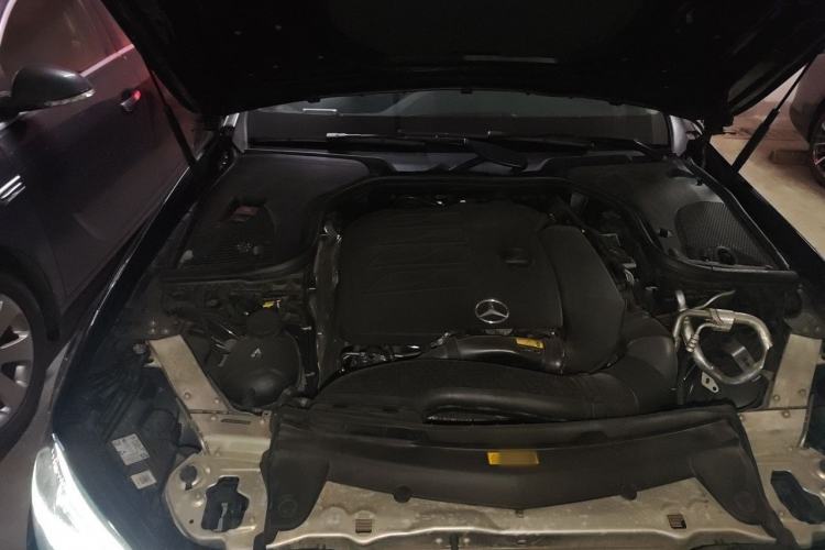 Used Mercedes-Benz E-Class 2023 E 260 L Engine Bay Right