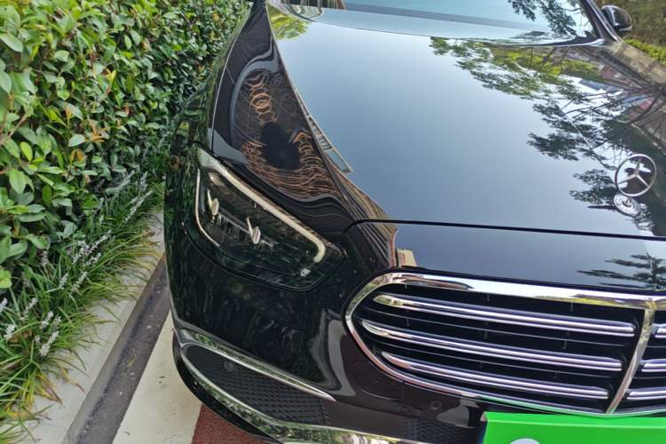 Used Mercedes-Benz E-Class 2023 E 260 L Sport Edition Engine Bay Right