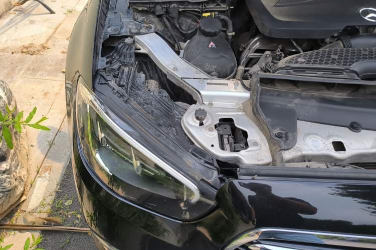 Used Mercedes-Benz E-Class 2023 E 300 L Stylish Model Engine Bay Right