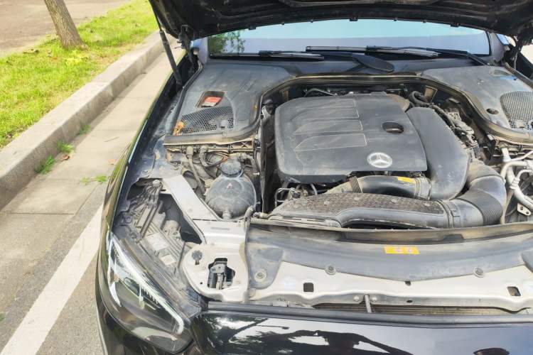 Used Mercedes-Benz E-Class 2023 E 300 L Stylish Model Engine Bay Right