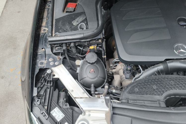 Used Mercedes-Benz E-Class 2023 E 260 L Sport Edition Engine Bay Right