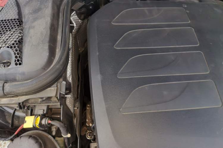 Used Mercedes-Benz E-Class 2023 E 300 L Stylish Model Engine Bay Right