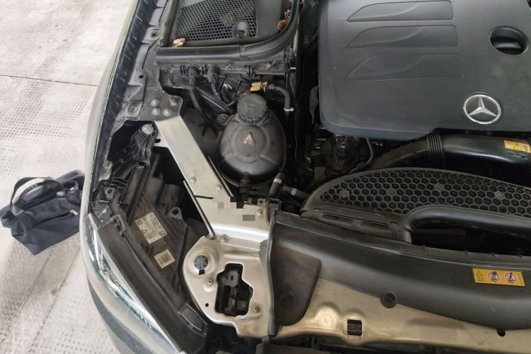 Used Mercedes-Benz E-Class 2023 E 300 L Stylish Model Engine Bay Right