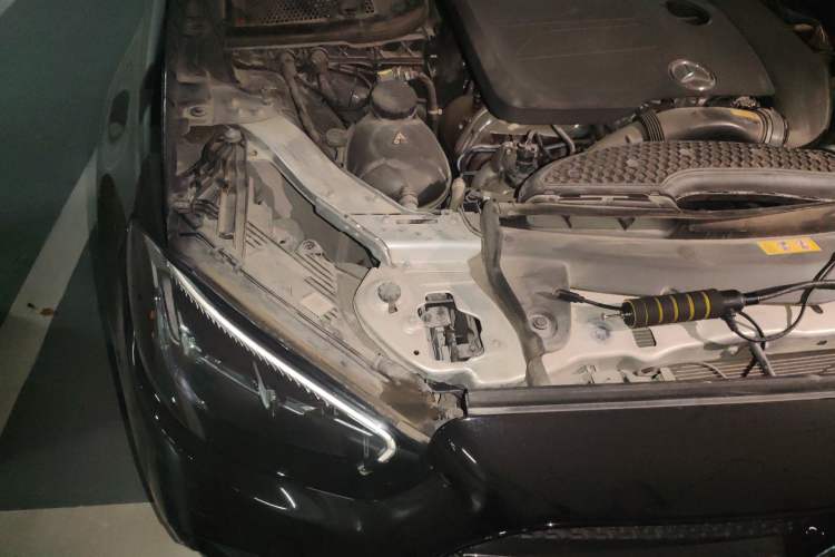 Used Mercedes-Benz E-Class 2023 E 300 L Sporty and Stylish Model Engine Bay Right