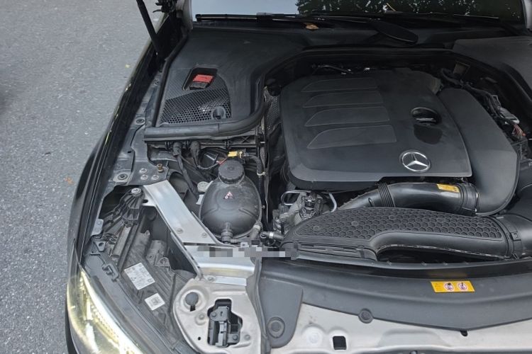 Used Mercedes-Benz E-Class 2023 Facelift E 260 L Engine Bay Right