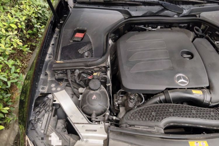 Used Mercedes-Benz E-Class 2023 E 300 L Luxury Model Engine Bay Right
