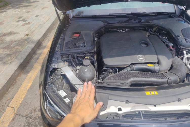 Used Mercedes-Benz E-Class 2023 E 300 L Stylish Model Engine Bay Right