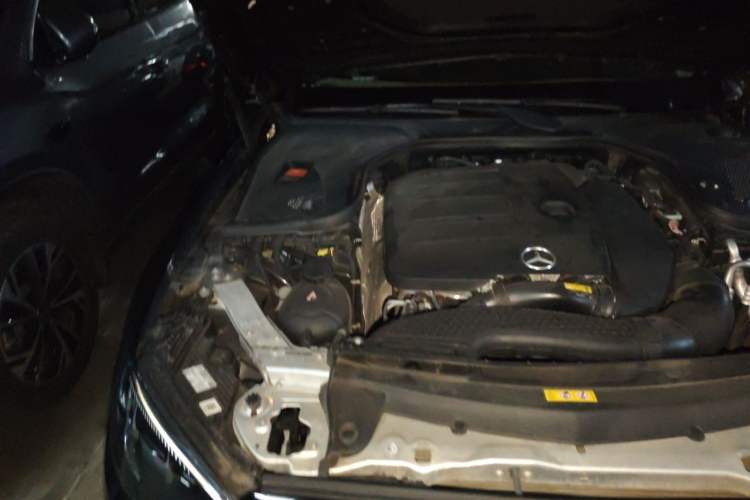 Used Mercedes-Benz E-Class 2023 Updated E 300 L Luxury Edition Engine Bay Right