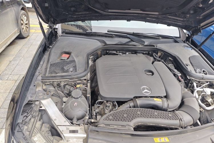Used Mercedes-Benz E-Class 2023 E 260 L Engine Bay Right