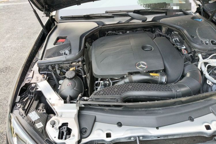 Used Mercedes-Benz E-Class 2023 Updated E 300 L Luxury Edition Engine Bay Right