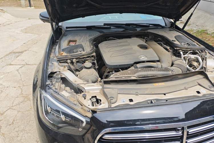 Used Mercedes-Benz E-Class 2023 E 300 L Stylish Model Engine Bay Right