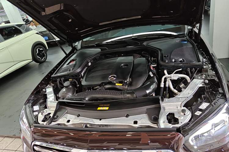 Used Mercedes-Benz E-Class 2023 E 300 L Stylish Model Engine Bay