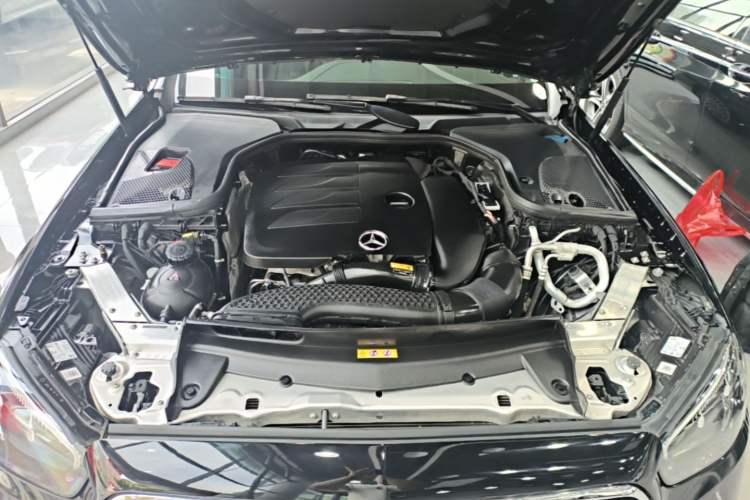 Used Mercedes-Benz E-Class 2023 Updated E 300 L Luxury Edition Engine Bay