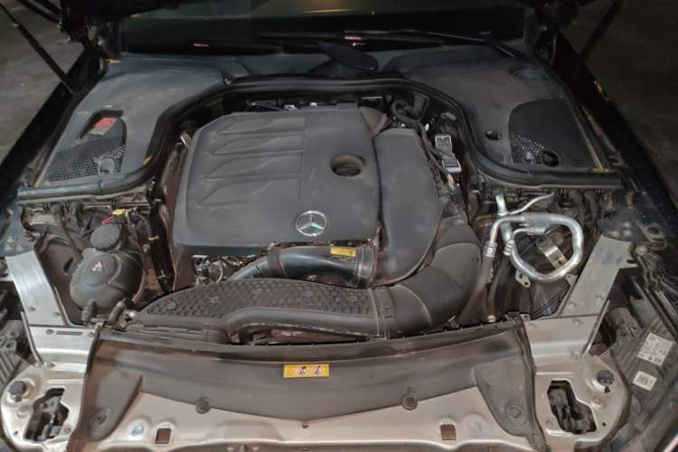 Used Mercedes-Benz E-Class 2023 E 300 L Luxury Model Engine Bay