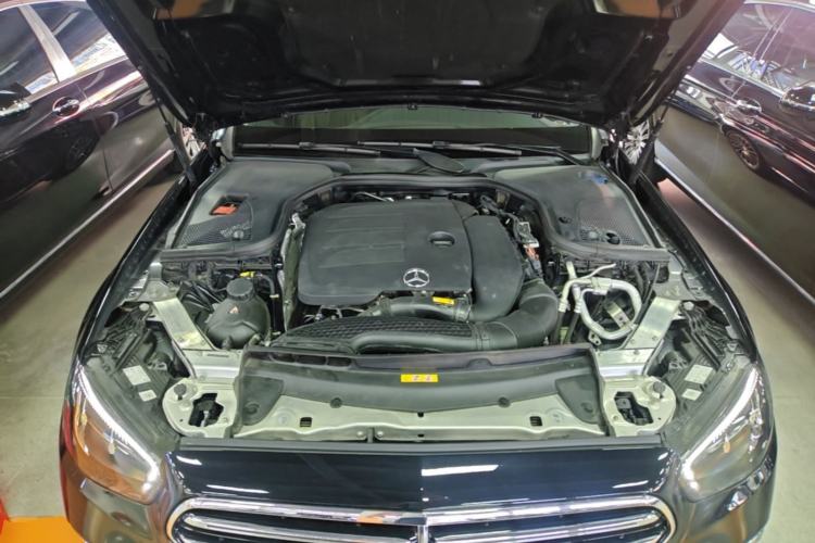 Used Mercedes-Benz E-Class 2023 Facelift E 260 L Engine Bay